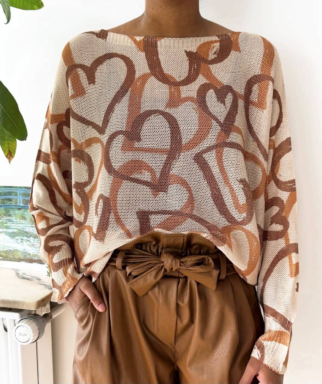 one size beige knitted sweater with heart print for casual cozy style
